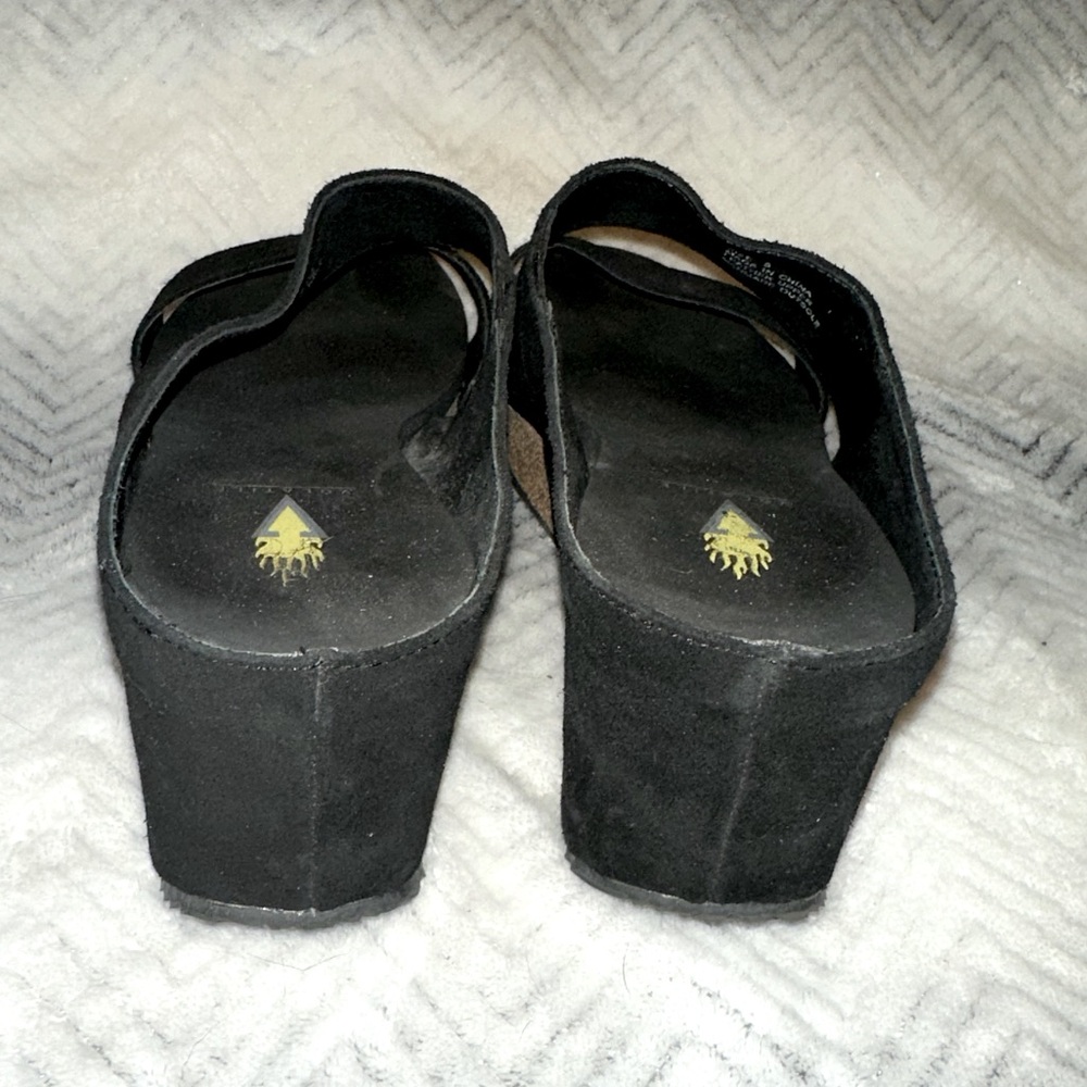 Volatile Women’s August Black Wedge Sandal Sz 8 - Picture 4 of 4